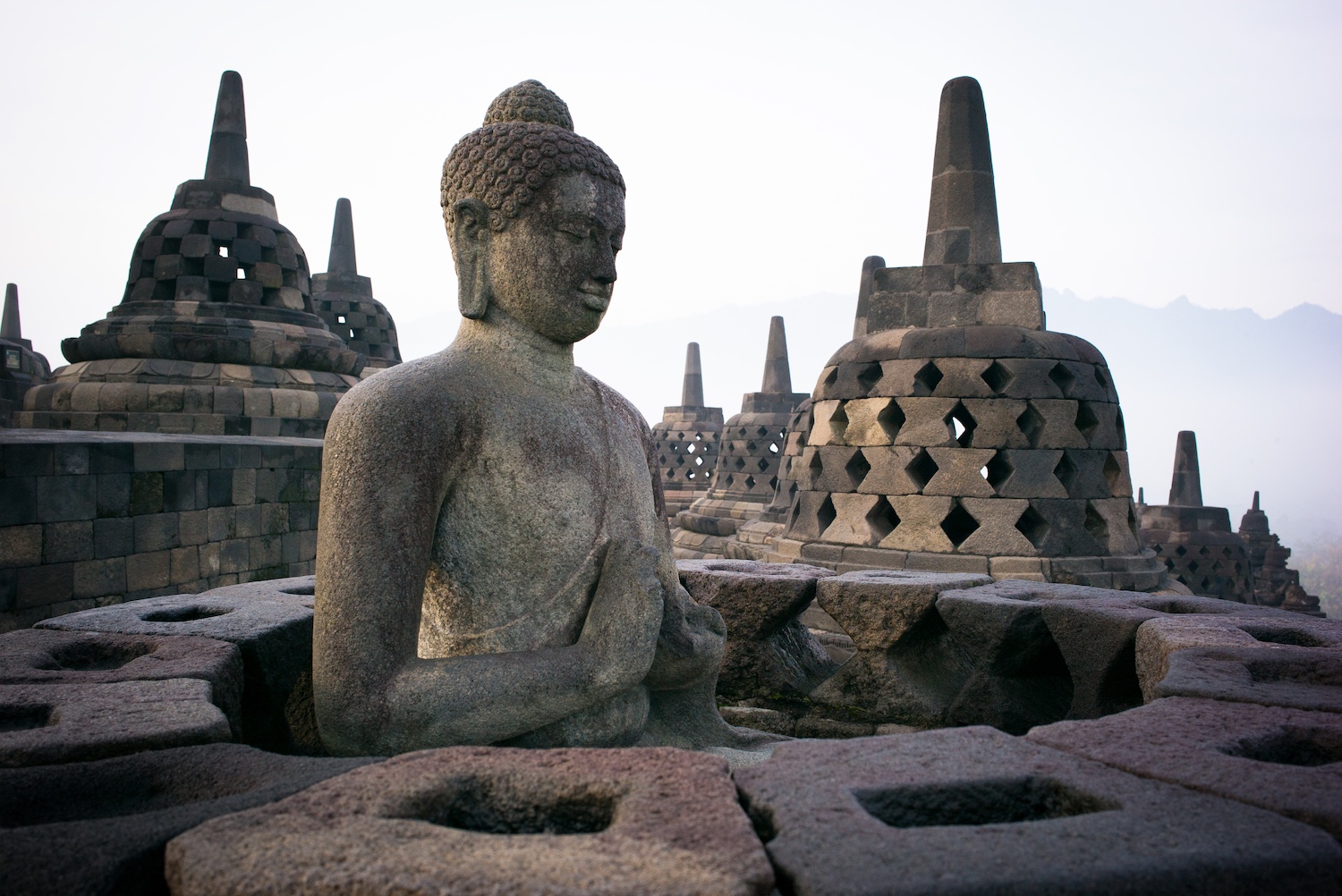 Amanjiwo, Indonesia - Open Buddha Borobudur.jpg