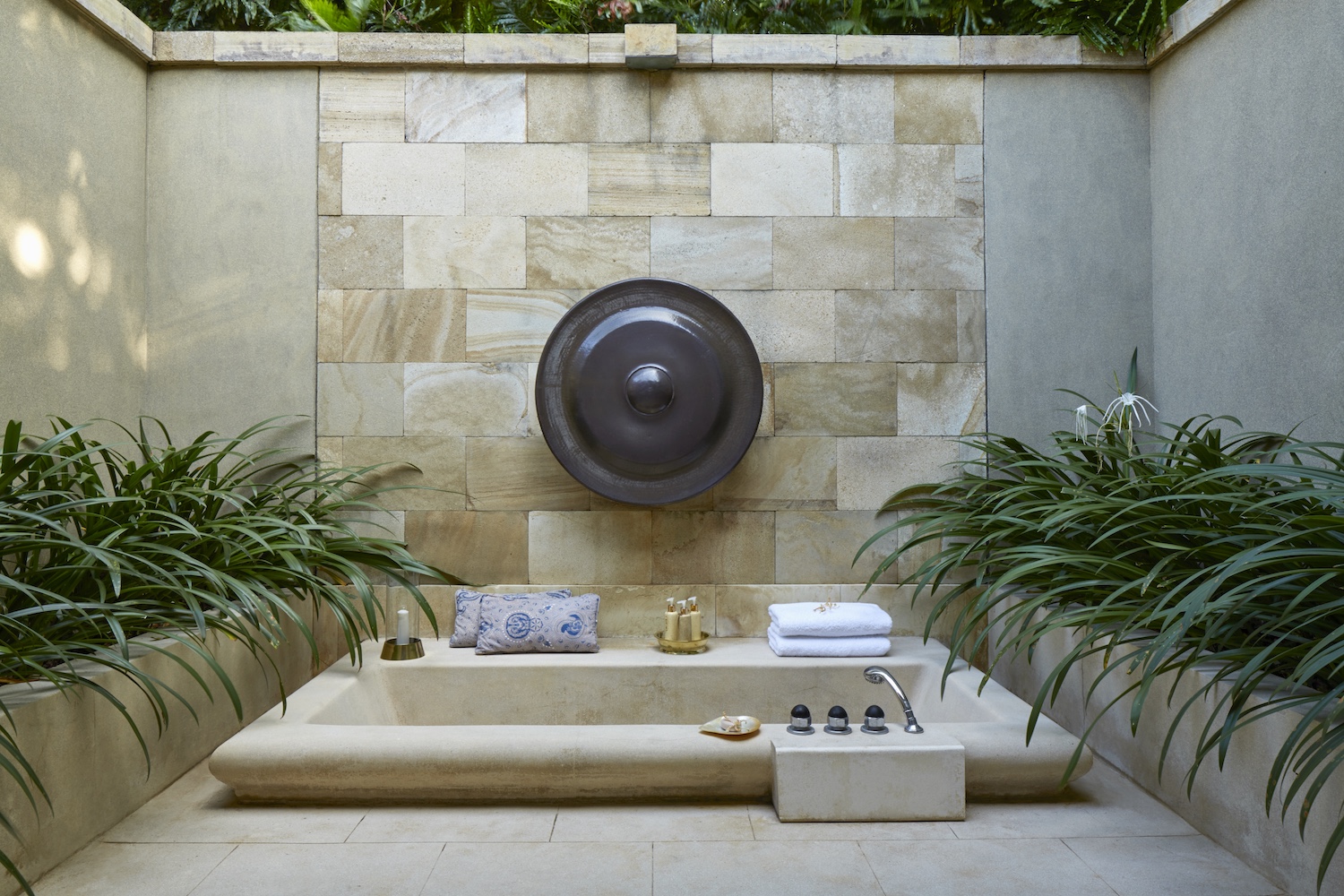 Amanjiwo, Indonesia - Suite Outdoor Bathtub.jpg