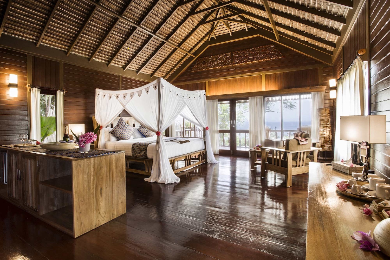 Bunaken Oasis Dive Resort, Bunaken, North Sulawesi, Indonesia 16.jpg