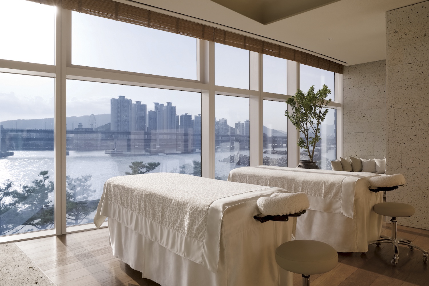 Lumi Spa, Park Hyatt Busan, Busan, South Korea.jpg