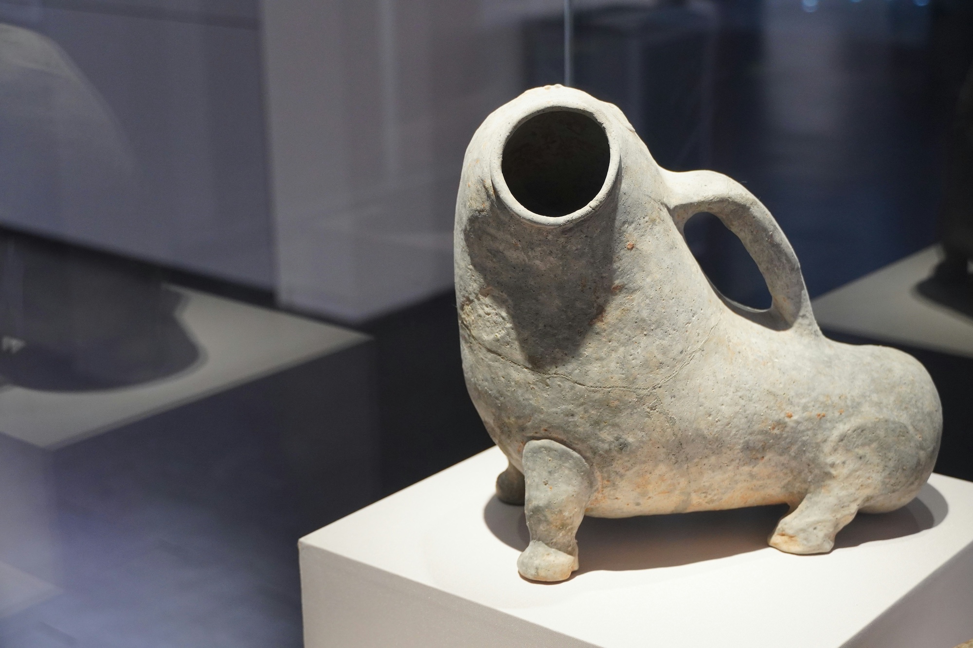 National Museum of Korea, Seoul, Korea 1.jpg